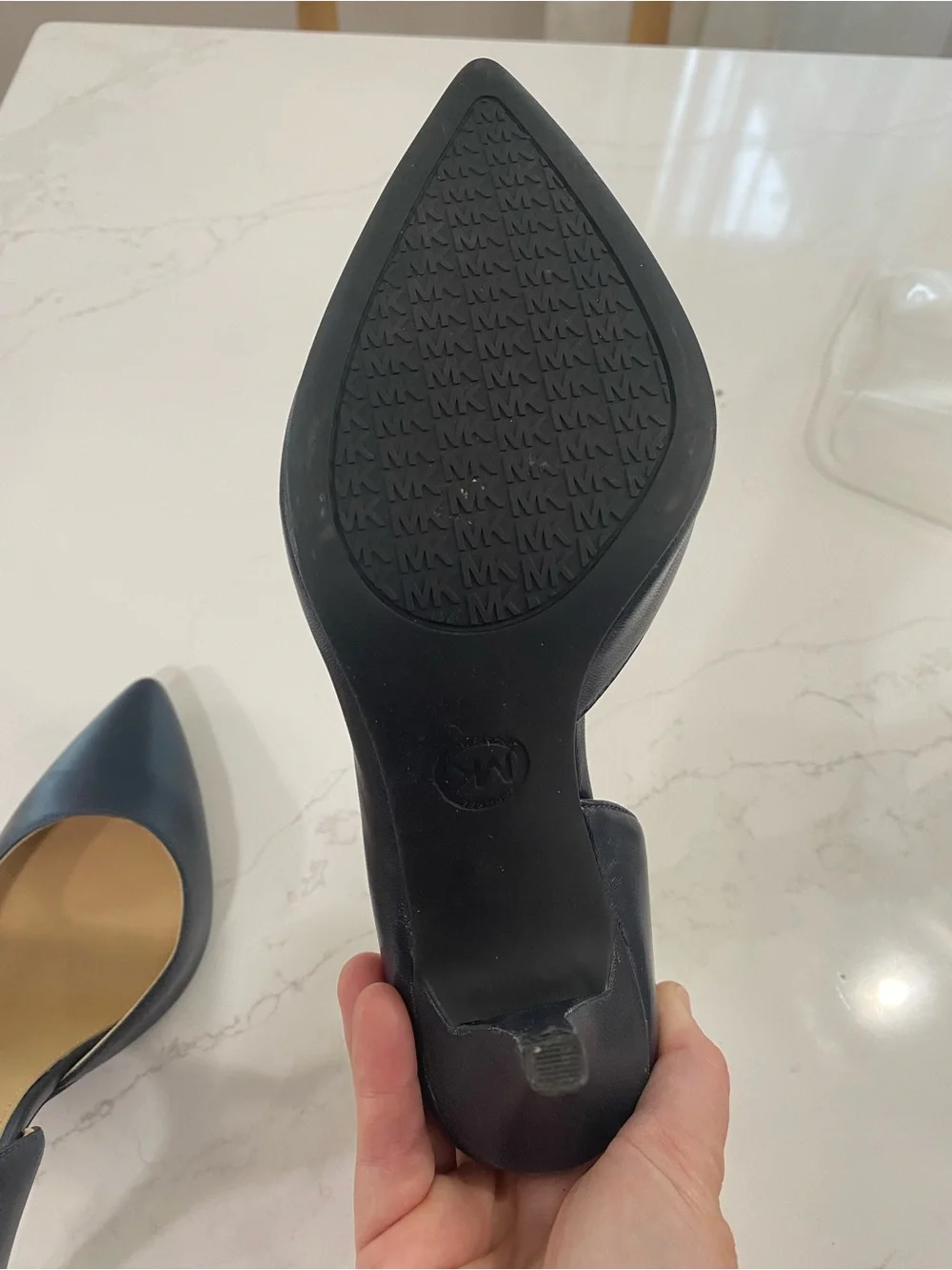 Michael Kors Navy Pointed-Toe Ashby Flex Mid Pumps